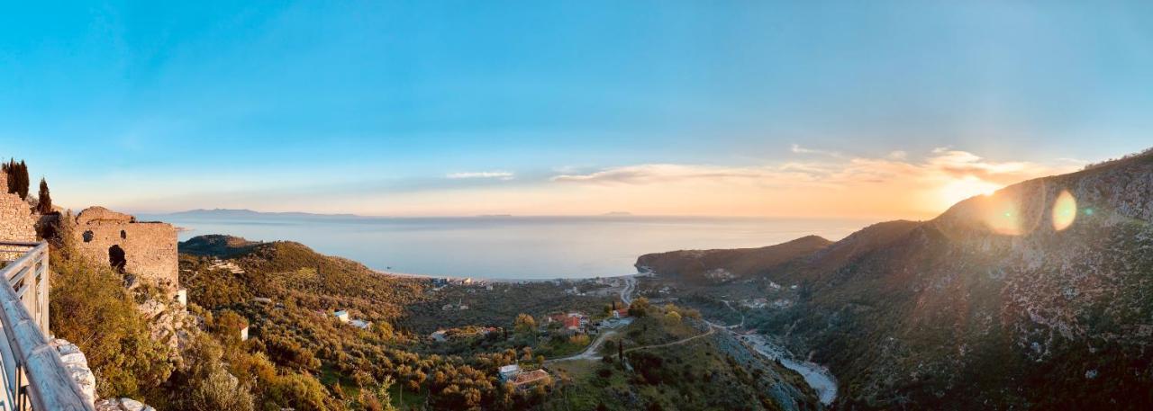 Tonea'S Houses Himare Bagian luar foto