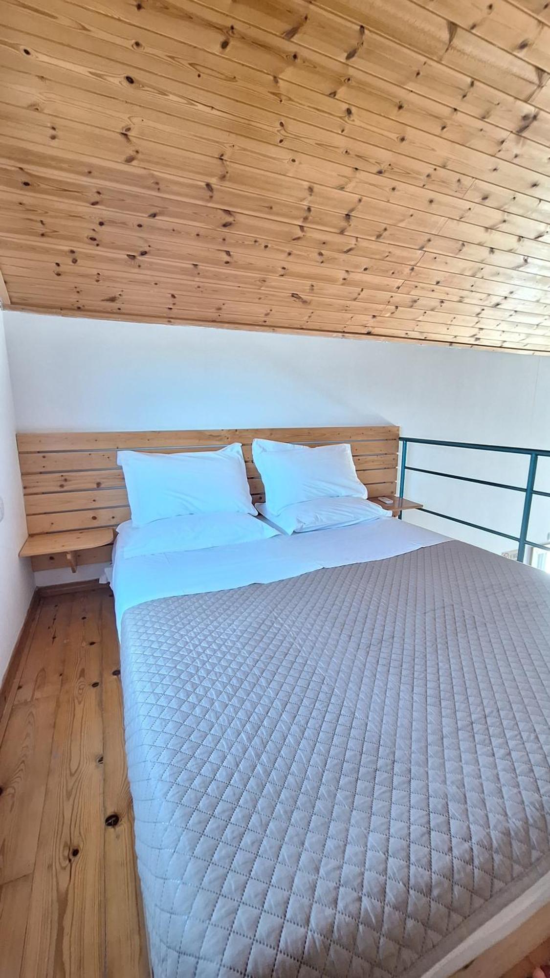 Tonea'S Houses Himare Ruang foto