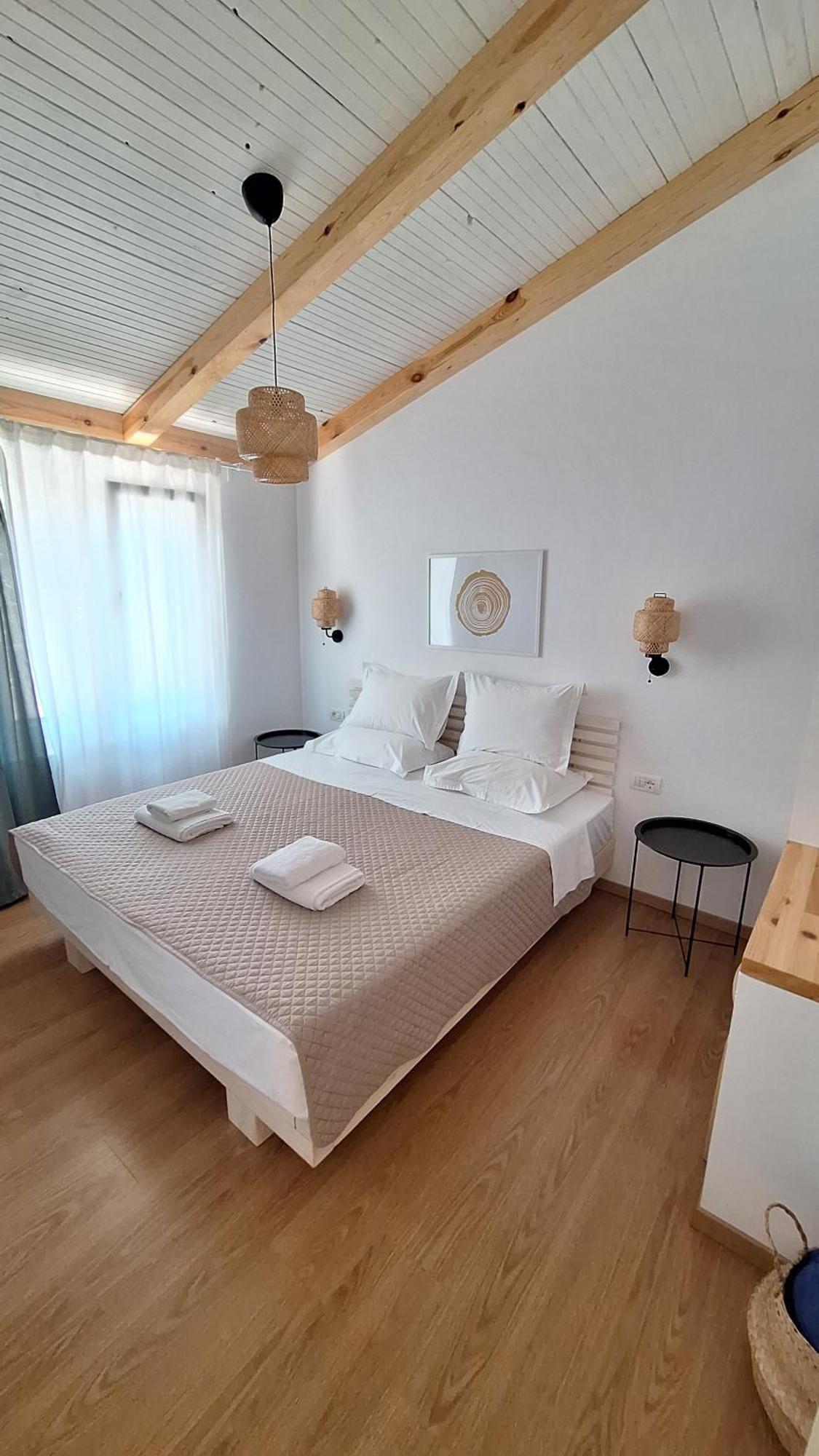 Tonea'S Houses Himare Ruang foto